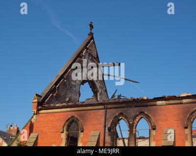 Eine Flamme zerrissen durch den ehemaligen "Trinity United Reform Church in South Parade, Whitley Bay. North Tyneside, Newcastle Upon Tyne. Stockfoto