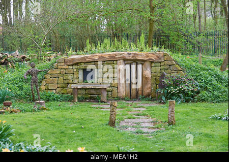 Hobbits Haus im Wald. Stockfoto