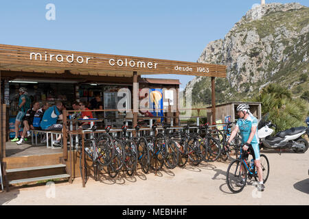 Mirador des Colomer, Formentor, Mallorca. 2018. Zyklus Reiter rest stop zwischen Pollenca und Formentor Stockfoto