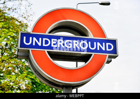 U-Schild an der Straße - London - England Stockfoto