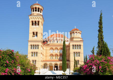 Die imposante Kirche San Nectarios in der Nähe von Kontos - Aegina Island, Griechenland Stockfoto