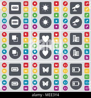 Kassette, Licht, Mikrofon, Kopieren, Herz, Gebäude, Batterie, Schmetterling Symbol. Eine große Auswahl an flache, farbige Schaltflächen für Ihre Konstruktion. Vektor illus Stock Vektor