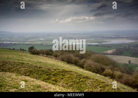 Ländliche Landschaft aus der South Downs Wanderweg in West Sussex in der Nähe von Amberley in England gesehen Stockfoto