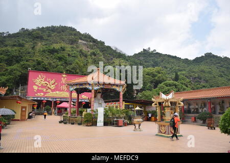 Blick auf die Zehn Tausend Buddhas Monastery in Sha Tin, in Hongkong, China Stockfoto