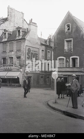 1950, historische, Aussicht auf das Stadtzentrum in der Normandie Stadt Caen, Frankreich. Stockfoto