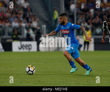 Turin, Italien. 22 Apr, 2018. 4 Während die Italien Serie A Fußball Spiel, Juventus - Napoli bei Allianz Stadion Turin, Italien, 22. April 2018 Credit: agnfoto/Alamy leben Nachrichten Stockfoto