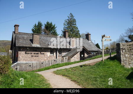 Das White Hart Inn auf die Brecon Monmouth Kanal an Talybont auf Usk Brecon Beacons Stockfoto