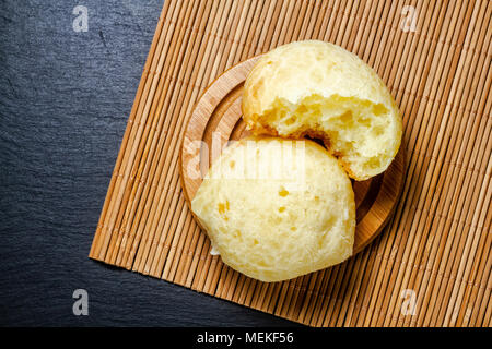 Brasilianische Käse Brot. Florianopolis, Santa Catarina, Brasilien. Stockfoto