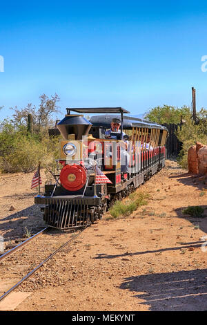 C.P. Huntington mit dem Zug auf der Alten Tucson Studios Freizeitpark in Arizona Stockfoto