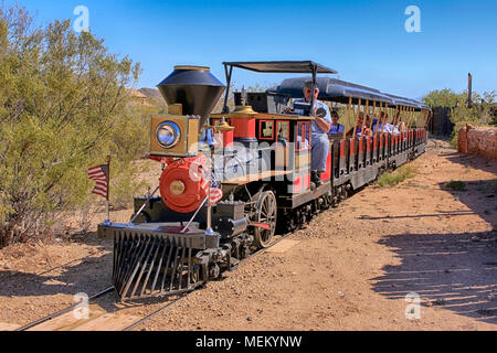 C.P. Huntington mit dem Zug auf der Alten Tucson Studios Freizeitpark in Arizona Stockfoto