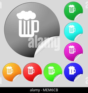 Glas Bier mit Schaum Symbol unterzeichnen. Satz von acht Bunten runde Buttons, Aufkleber. Vector Illustration Stock Vektor