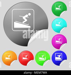 Skifahrer Symbol unterzeichnen. Satz von acht Bunten runde Buttons, Aufkleber. Vector Illustration Stock Vektor