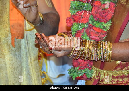 Indisch-hinduistischen Bridal Ornamente Stockfoto