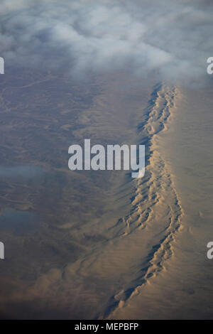 Sanddünen in der Wüste Sahara Stockfoto