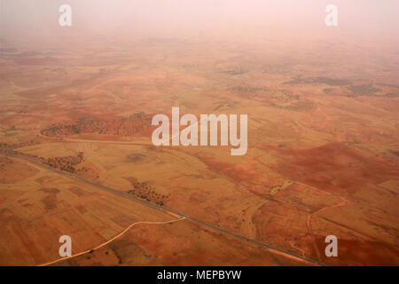 Luftbild der Sahara in Libyen Stockfoto