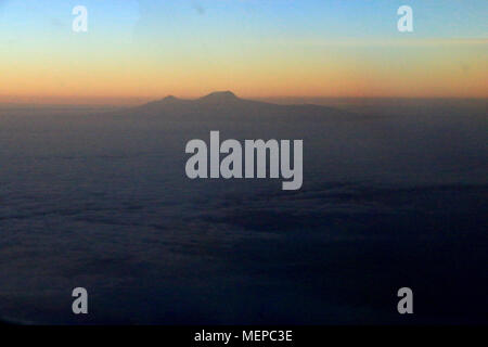 Luftaufnahme des Mount Kilimanjaro in Tansania Stockfoto