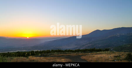 Sonnenuntergang im Norden von Israel Panoramaaussicht Stockfoto