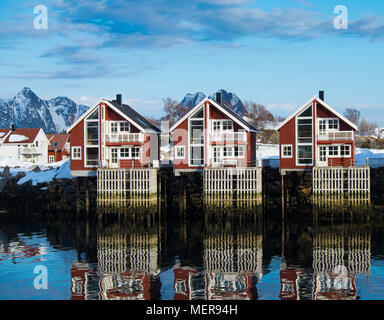 Traditionelle Häuser in Svolvaer Norwegen Stockfoto