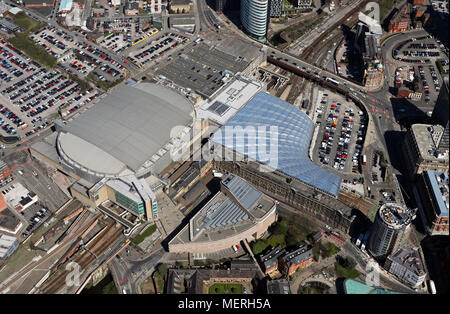 Luftaufnahme von Manchester Arena & Manchester Victoria Station. Stockfoto