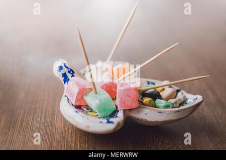 Traditionelle Süße in der Türkei. Köstliche türkische begeistern. Stockfoto