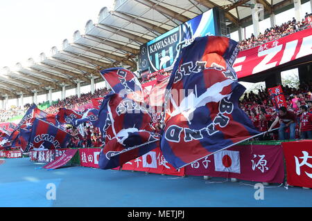 Kanagawa, Japan. 21 Apr, 2018. Kashima Antlers Fans Fußball: 2018 J1 Liga Match zwischen Kawasaki Frontale 4-1 Kashima Antlers an Todoroki Stadion in Kanagawa, Japan. Quelle: LBA/Alamy leben Nachrichten Stockfoto