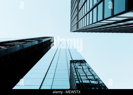 Moderne Architektur Gebäude in der Londoner City Low Angle View Stockfoto