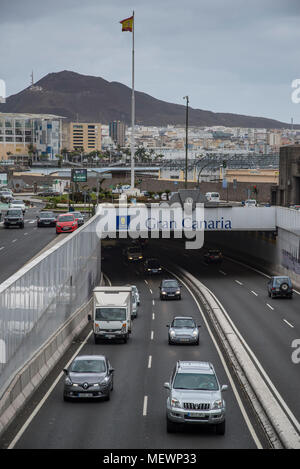 Verkehr im Zentrum von Las Palmas, Gran Canaria Stockfoto