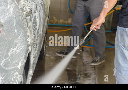 Auto waschen Rad detail. Stockfoto