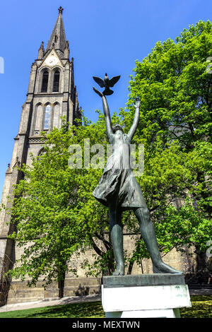 Kirche St. Ludmila auf Platz Namesti Miru, Vinohrady, Prag, Tschechische Republik Stockfoto