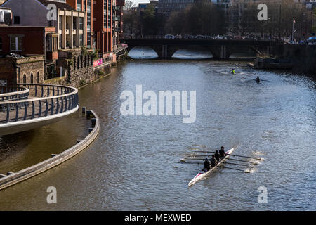 Rudern durch Finzels erreichen und Schloss Brücke, Bristol. Bristol Projekt, Stockfoto