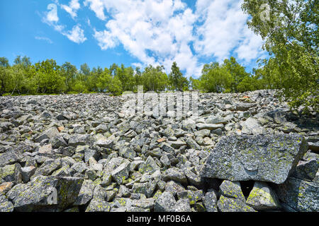 Rocky Mountain Seite in den Karpaten, Rumänien Stockfoto