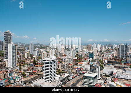 Panama City, Panama - März 2018: Luftbild Skyline von Panama City. Stockfoto