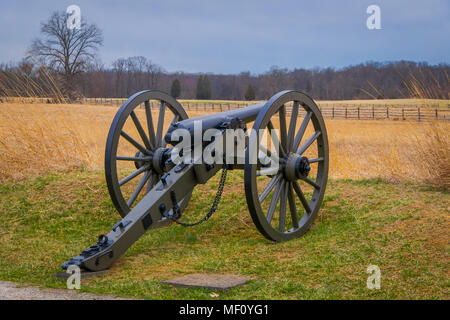 Blick auf Napoleon, 12 lb Kanone, auf einem Friedhof in Gettysburg National Battlefield Park historische Schlachtfeld entfernt Stockfoto