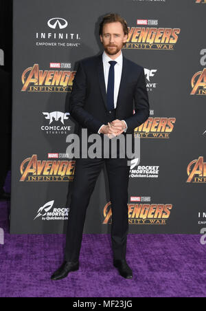 Los Angeles, Kalifornien, USA. 23. April 2018. Schauspieler Tom Hiddleston besucht die Weltpremiere von Disney und Wunder "Avengers: Infinity Krieg" am 23. April 2018 in Los Angeles, Kalifornien. Foto von Barry King/Alamy leben Nachrichten Stockfoto