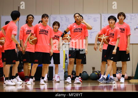 Ajinomoto National Training Center, Tokyo, Japan. 24 Apr, 2018. Japans Frauen team Group (JPN), 24. April 2018 - Basketball: Japans Frauen Nationalteam Trainingslager für den Asian Games 2018 und der FIBA Basketball der Frauen-WM 2018 an Ajinomoto National Training Center, Tokyo, Japan. Credit: Naoki Nishimura/LBA SPORT/Alamy leben Nachrichten Stockfoto
