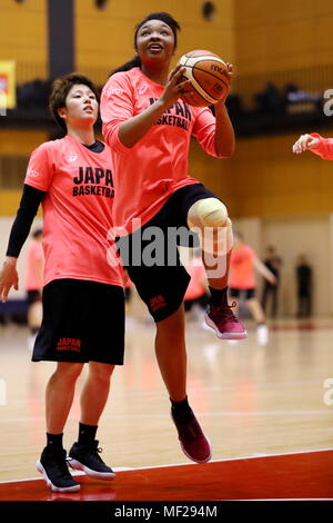 Ajinomoto National Training Center, Tokyo, Japan. 24 Apr, 2018. Monica Okoye (JPN), 24. April 2018 - Basketball: Japans Frauen Nationalteam Trainingslager für den Asian Games 2018 und der FIBA Basketball der Frauen-WM 2018 an Ajinomoto National Training Center, Tokyo, Japan. Credit: Naoki Nishimura/LBA SPORT/Alamy leben Nachrichten Stockfoto