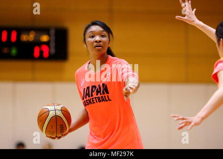Ajinomoto National Training Center, Tokyo, Japan. 24 Apr, 2018. Monica Okoye (JPN), 24. April 2018 - Basketball: Japans Frauen Nationalteam Trainingslager für den Asian Games 2018 und der FIBA Basketball der Frauen-WM 2018 an Ajinomoto National Training Center, Tokyo, Japan. Credit: Naoki Nishimura/LBA SPORT/Alamy leben Nachrichten Stockfoto