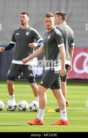 München, Deutschland. 24 Apr, 2018. Lukas MAI. Die endgültigen Ausbildung Bayern München vor dem Champions-League-Halbfinale gegen Real Madrid. Trainingsgelände an der Saebener Straße, Fußball, am 24.04.2018. | Verwendung der weltweiten Kredit: dpa/Alamy leben Nachrichten Stockfoto