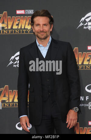 HOLLYWOOD, CA - 23. April: Bradley Cooper, bei der Weltpremiere von Avengers: Infinity Krieg am El Capitan Theatre in Los Angeles, Kalifornien am 23. April 2018. Credit: Faye Sadou/MediaPunch Stockfoto