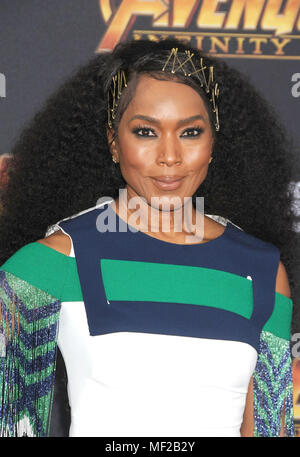 Los Angeles, Kalifornien, USA. 23 Apr, 2018. 23. April 2018 - Los Angeles, Kalifornien, USA - Schauspielerin Angela Bassett bei der Weltpremiere von "Marvel Studios" Avengers Infinity Krieg'' am El Capitan Theatre, Hollywood, Los Angeles statt. Credit: Paul Fenton/ZUMA Draht/Alamy leben Nachrichten Stockfoto