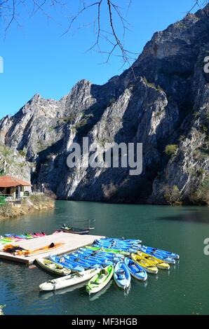 Matka in der Nähe von Skopje durch die treska Fluss, Republik Mazedonien Stockfoto