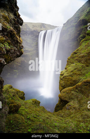 Island, Skogafoss Wasserfall Stockfoto