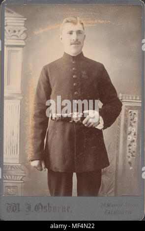 Kabinett Karte der Viktorianischen Cornish Polizist Stockfoto