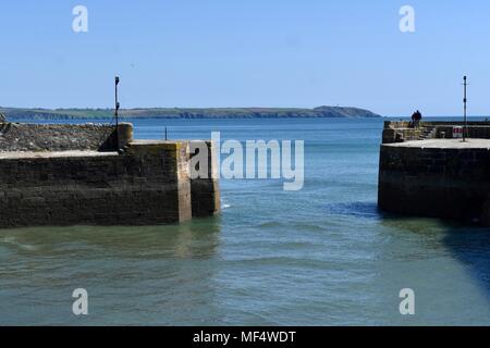 Charlestown Hafeneinfahrt in Cornwall. Stockfoto