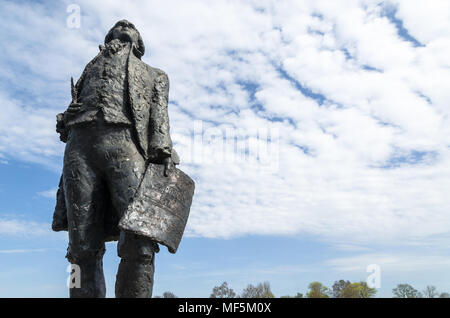 Die Statue von Thomas Jefferson in Paris gegen ein bewölkter Himmel Stockfoto