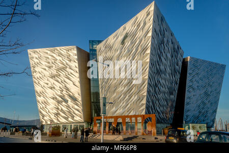 BELFAST, Nordirland - Dezember 29, 2016: Titanic multimedia Museum und Besucher Information Center in Belfast. Stockfoto