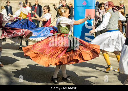 Traditionelle Tänzer in Valencia, Spanien Stockfoto