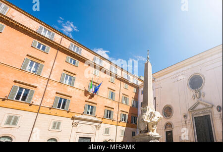 Denkmal der Elefant von Bernini an der Piazza Della Minerva in Rom, Italien Stockfoto