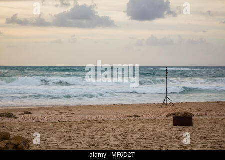 360 Grad Video Kameras gefilmt System in Produktion in Palmahim Strand in Israel bei Sonnenuntergang. Stockfoto