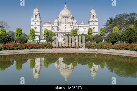 Einen schönen Blick auf Victoria Memorial, Kolkata, West Bengal, Kalkutta, Indien. Ein historisches Denkmal der indischen Architektur gebaut, in Erinnerung an die Königin Vi. Stockfoto